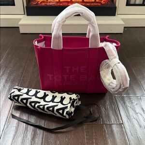 Marc Jacobs Fuchsia Small Leather Tote Bag - NWT